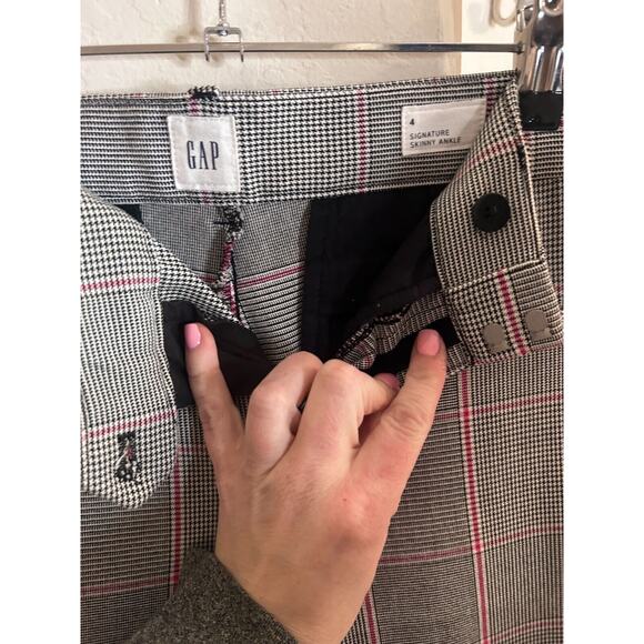 GAP Signature Skinny Ankle Pant  Size 4 Black Pink Plaid - Picture 2 of 4